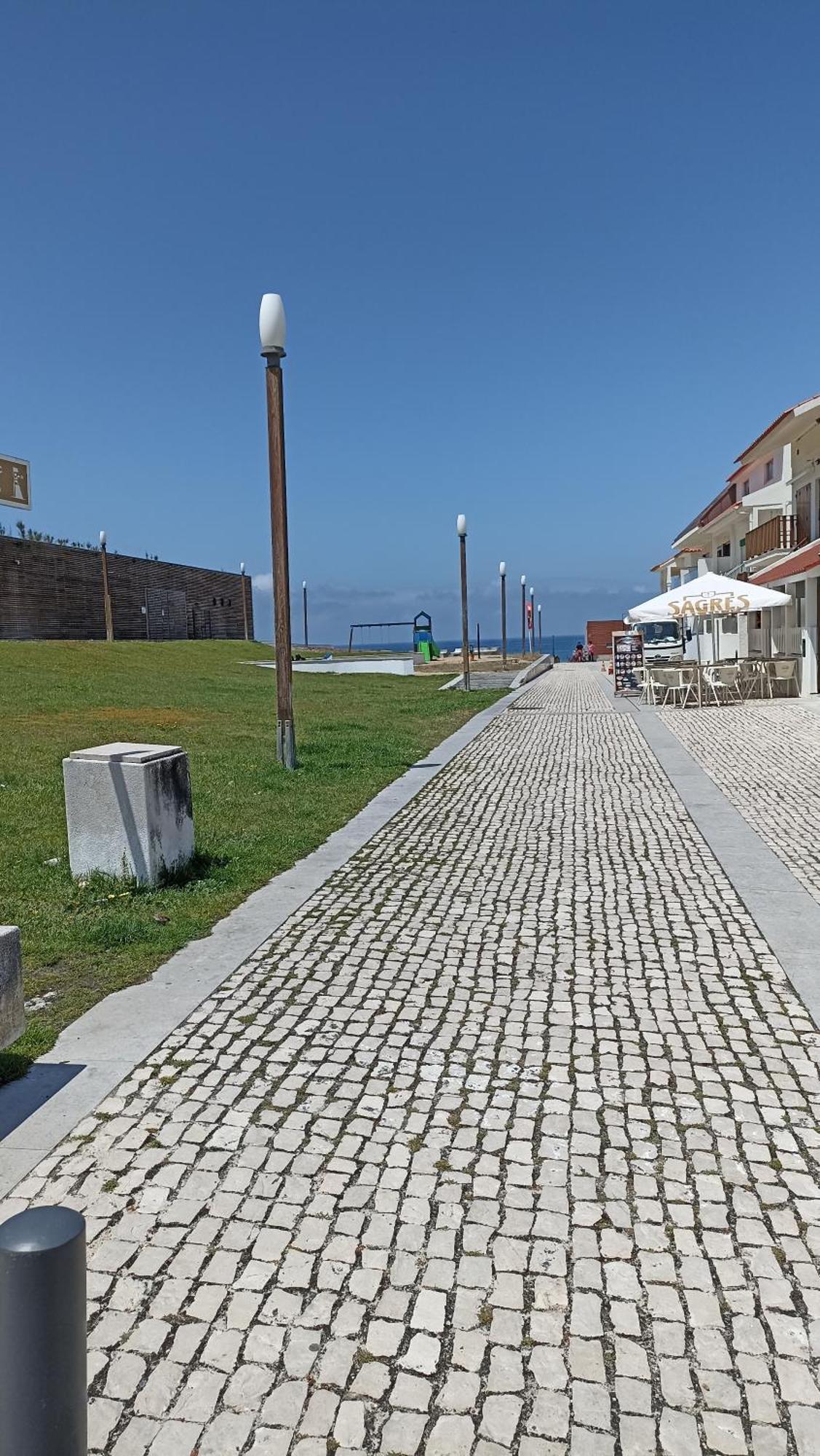 Tinyhouse Tilda - Near Famous Beaches Pataias Esterno foto